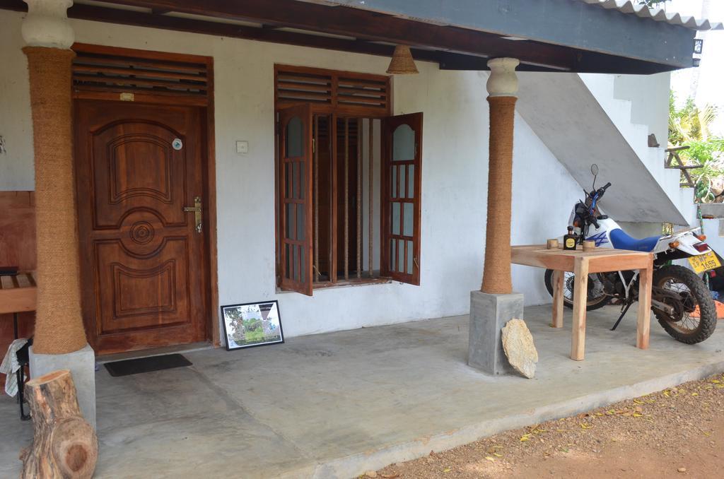 Yaye Guest House Tissamaharama Exterior foto